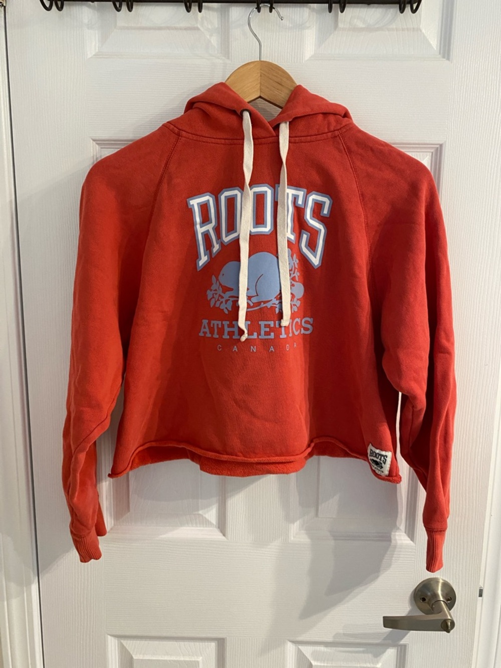 Roots Athletics Canada Cropped Hoodie Red Classic Beaver Logo